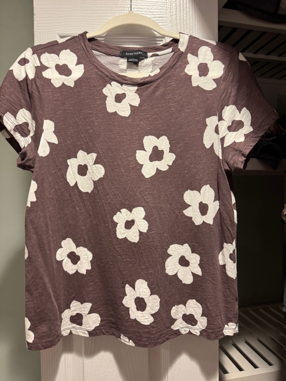 Anthropologie Sanctuary The Perfect Tee in Purple Print size Large excellent - Picture 3 of 6